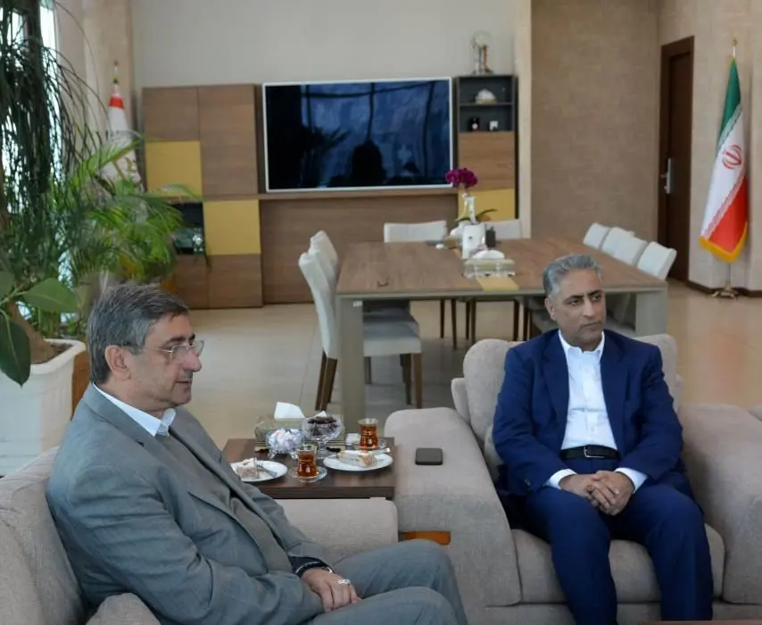 افزایش گستره خدمات این بانک به منظور رشد و توسعه واحدهای تولیدی

