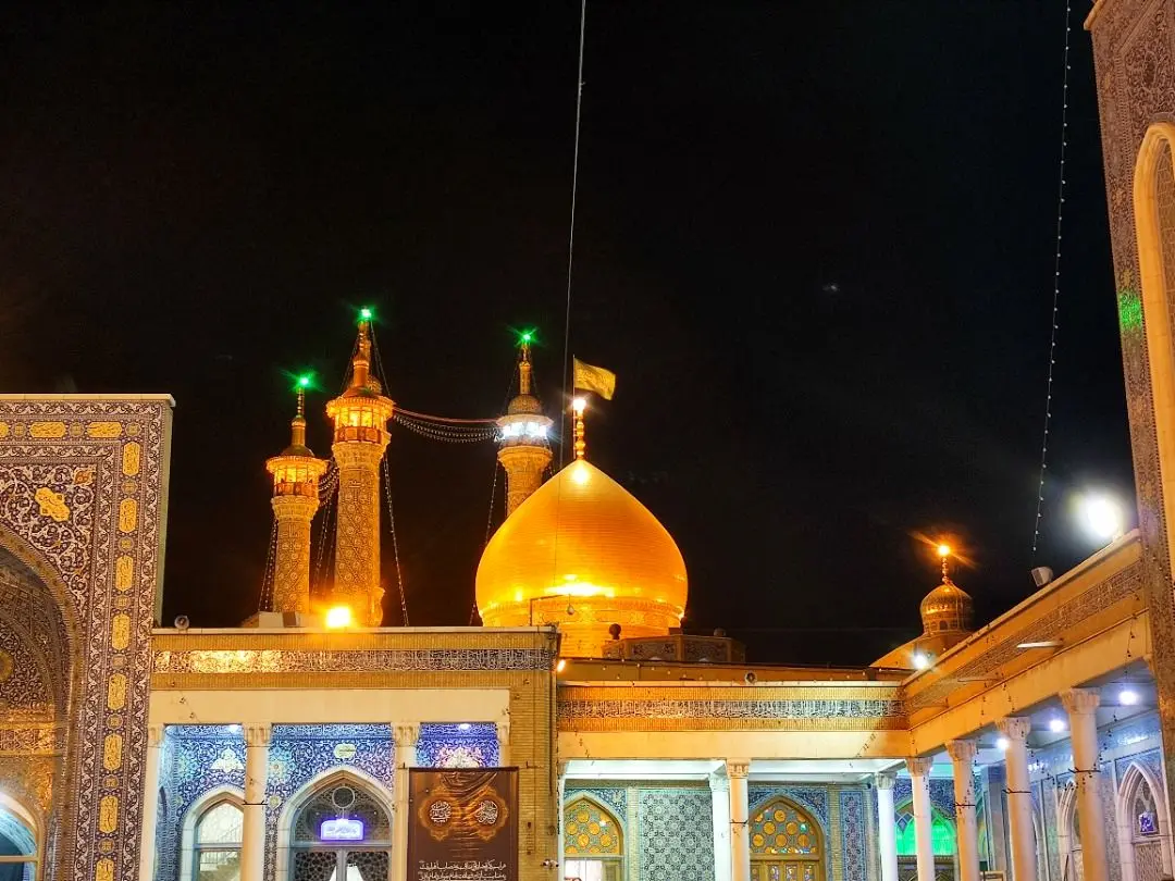  حرم مطهر حضرت فاطمه معصومه سلام الله علیها درشب شهادت حضرت مسلم بن عقیل علیه السلام
 
