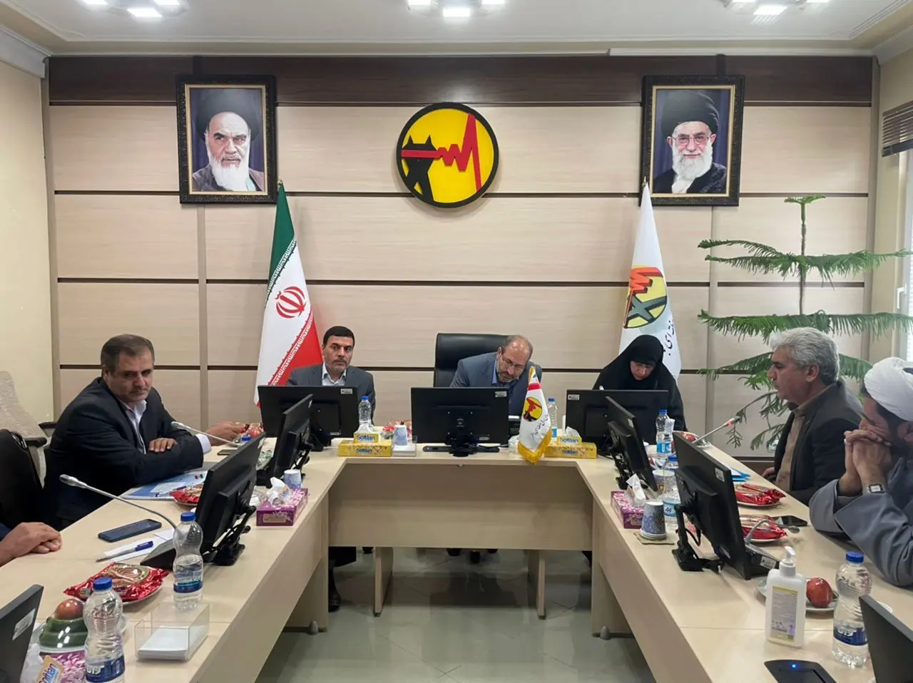 جلسه انسجام بخشی مدیران صنعت آب و برق استان مرکزی برگزار شد
