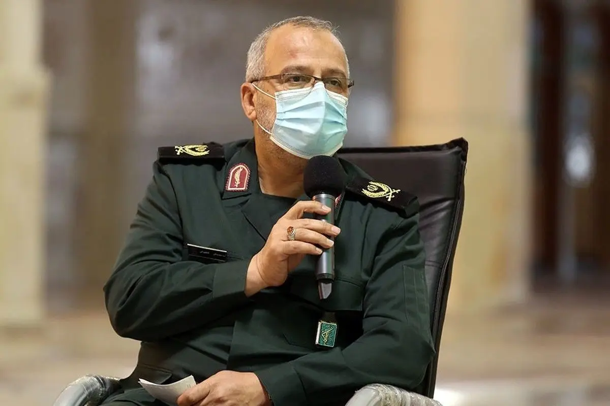 بیش از ۲ میلیون ماسک یکبار مصرف و ۶۰ هزار ماسک قابل شسشو به همت سپاه قم تولید شد
