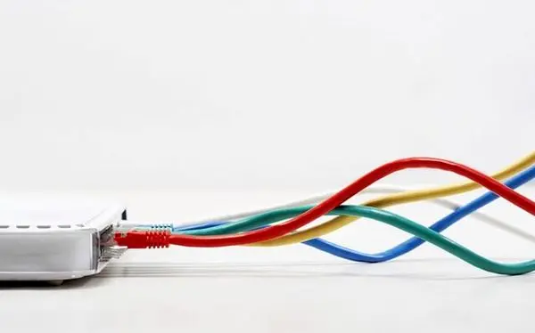 حفظ صدر نشینی مخابرات منطقه یزد در رشد مشترکان فعال اینترنت پرسرعت