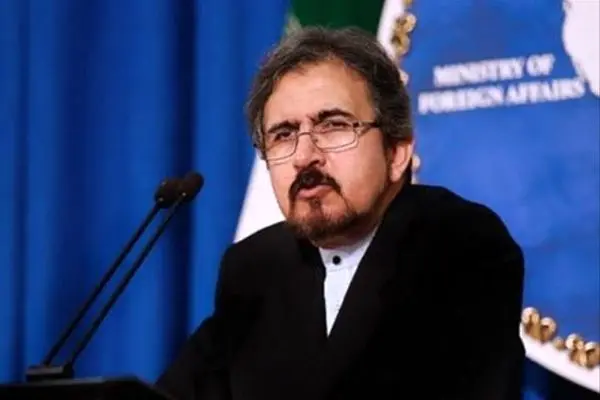 نحوه نشستن سخنگوی وزارت خارجه+عکس 