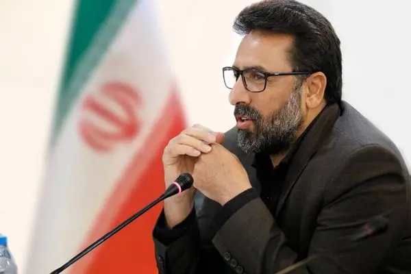 برای نظافت و پاکسازی شهر و تحقق مطالبه شهروندان با کسی تعارف نداریم