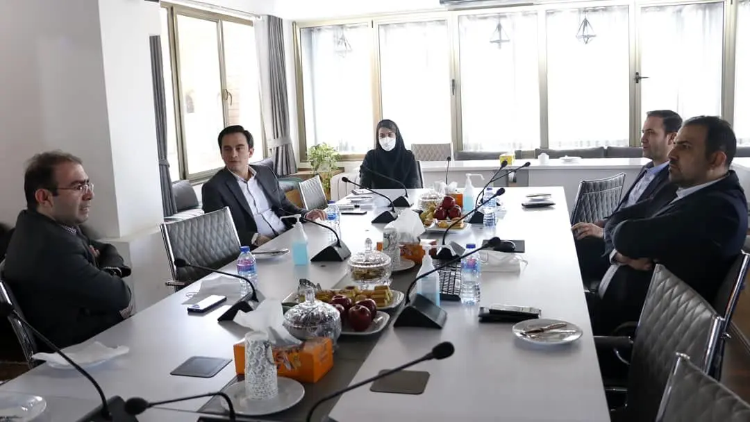 اولین نشست مدیران توسعه کسب و کار دیجیتال صنعت بیمه به میزبانی بیمه رازی
