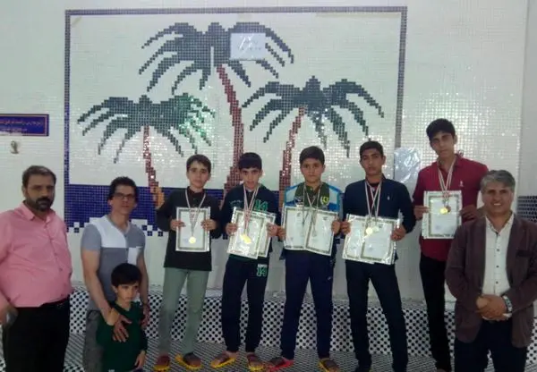 درخشش نماینده قاین در مسابقات قهرمانی شنا