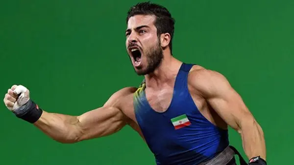 کیانوش رستمی با پرچم کوزوو در مسابقات جهانی