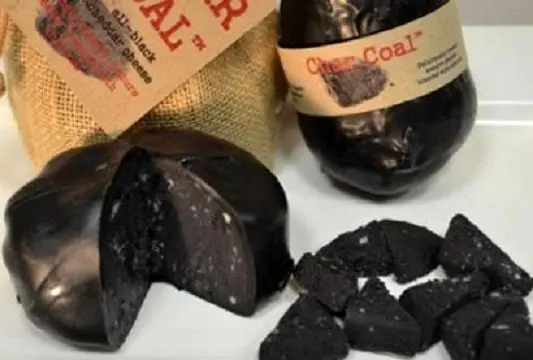 تبدیل خانه یک زوج به کارگاه تولید پنیر + عکس