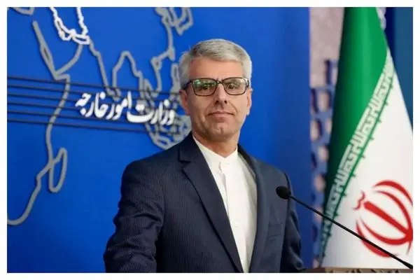 در مورد غنیسازی در داخل خاک ایران از کسی اجازه نمیگیریم