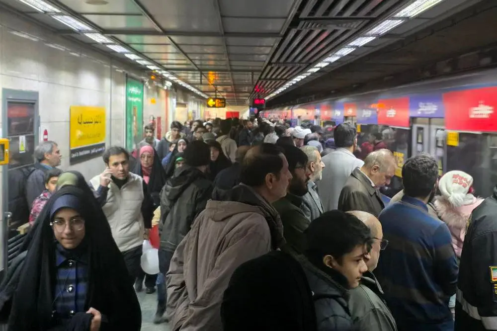 ثبت بیش از یک میلیون سفر با متروی تهران در روز ۲۲ بهمن