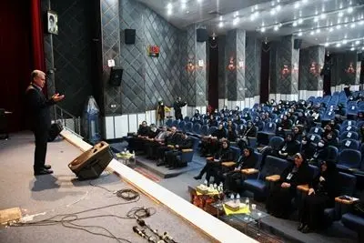 مسیر رشد و تعالی بانوان در این شرکت مهیاست