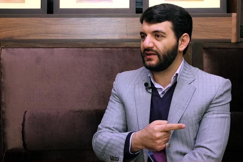 اقتصاد ایران از توهم تورم رنج می برد/ زمان اجرای سیاست های درمانی همین امروز است