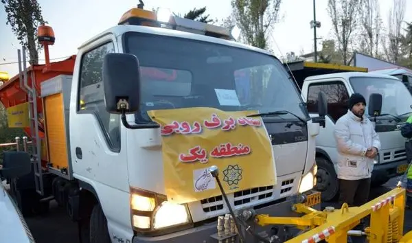 مانور برف روبی در ۱۱ نقطه از معابر شمال تهران برگزار شد
