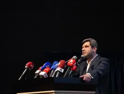 سهم بازار مالی از ارزش کل معاملات به ۴۱ درصد رسید/ ۲۹ تن موجودی نقره در خزانه بورس کالا

