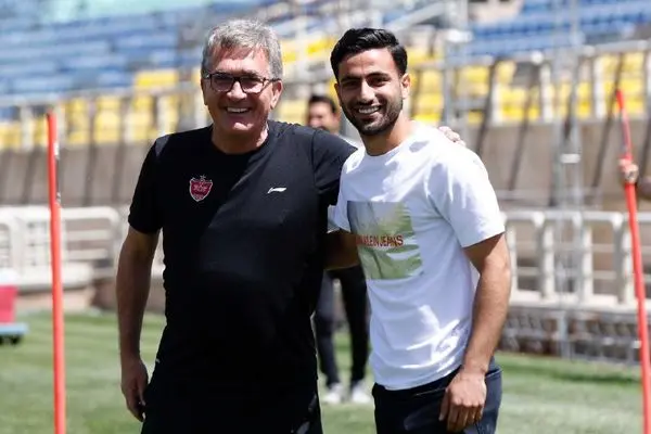 آخرین تمرین پرسپولیس برای بازی با سپاهان در حضور صادق محرمی