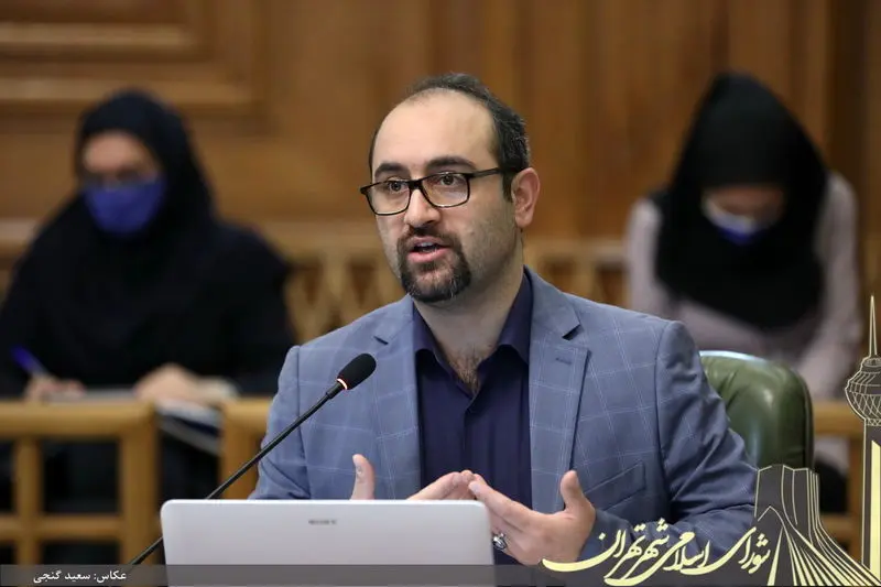 ایجاد دو قطبی در متهم کردن گروهی از مردم نسبت به افزایش آمار کرونا، علاج کار نیست
