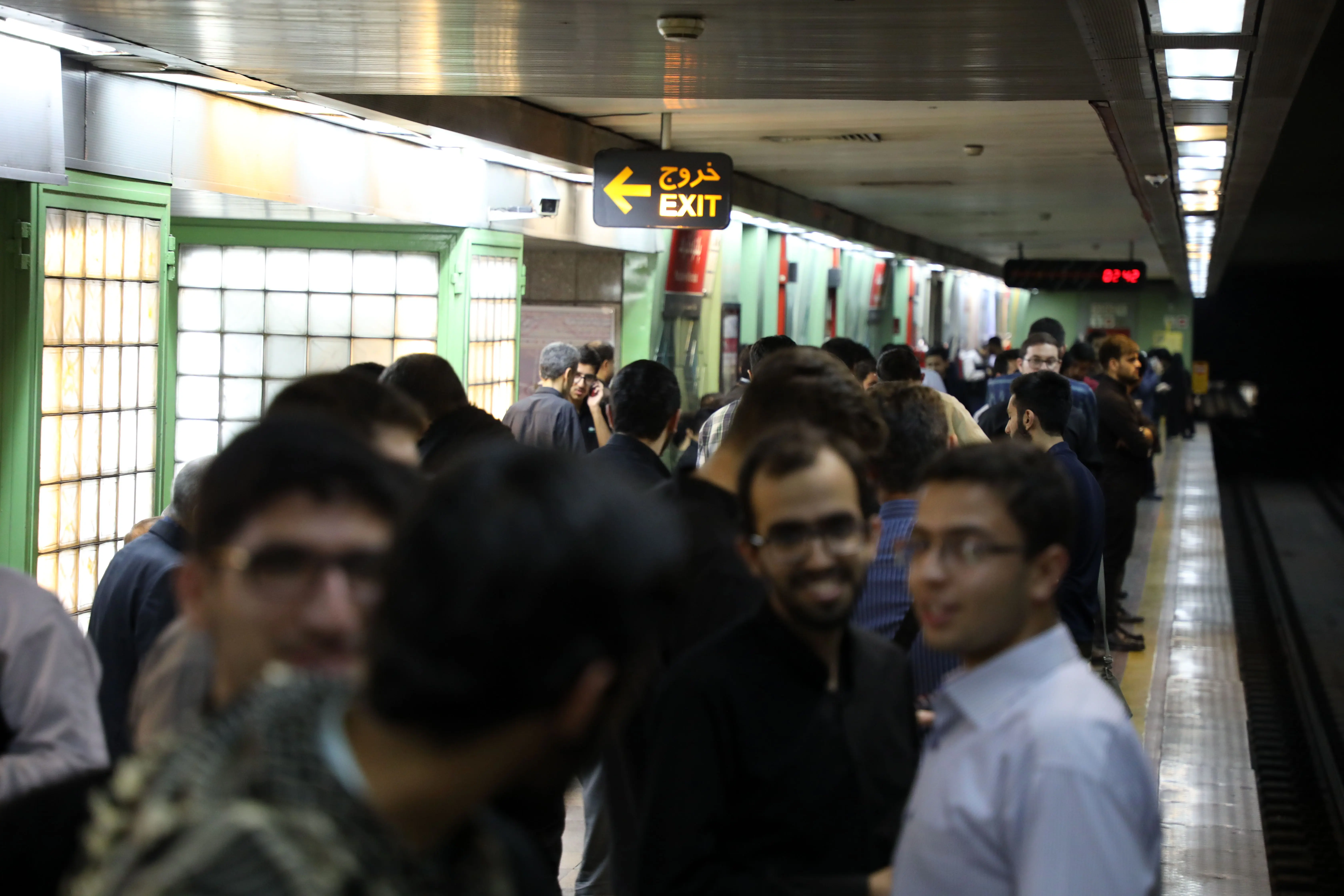 پاییزِ پرمسافرمترو ؛ آبان از مهر سبقت گرفت