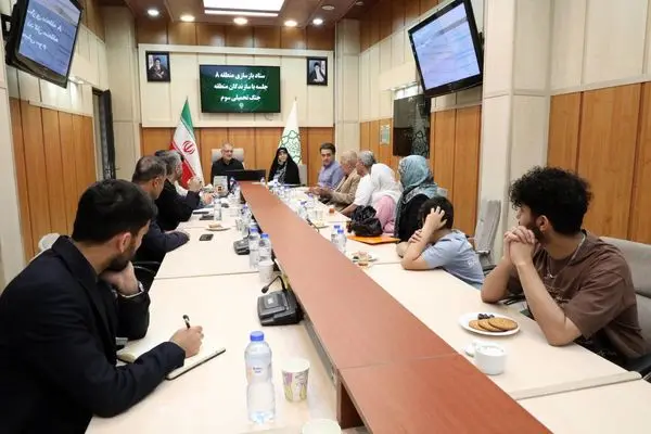 حضور سرزده شهردار تهران در منطقه ۸