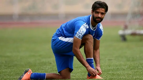 مدافع استقلال محروم شد