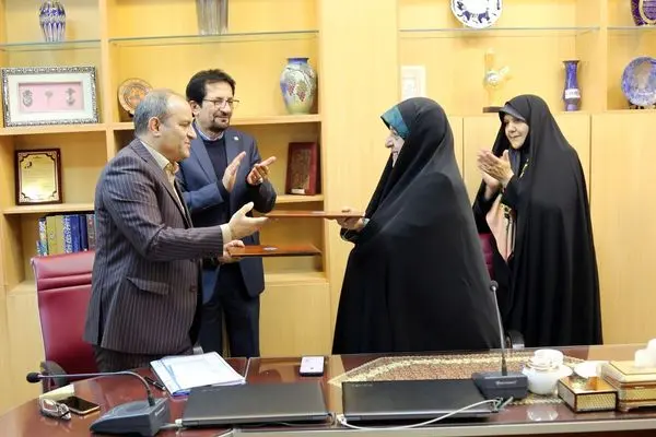 300 میلیارد ریال تسهیلات اعتباری توسط بانک توسعه تعاون به زنان سرپرست خانوار پرداخت میگردد