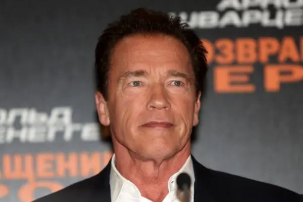 آرنولد شوارتزنگر: ترامپ همچون ماکارونی وارفته است + عکس