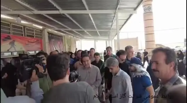 بازدید استاندار محترم جناب اقای دکتر کرمی از موکب شهید عجمیان شرکت گاز استان