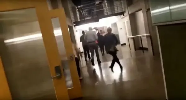 شوخی دانشجوی جوان، دانشگاه را بهم ریخت + عکس