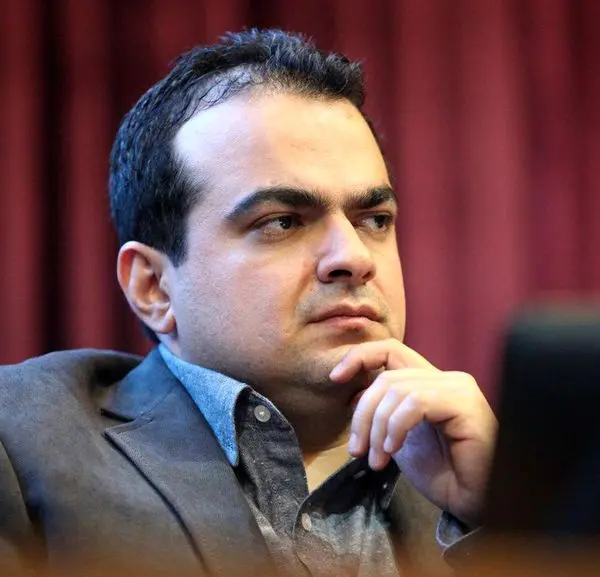 ایران در انتظار آینده اقتصادی دشوار/ موج صعودی دوم بورس همزمان با افزایش تورم