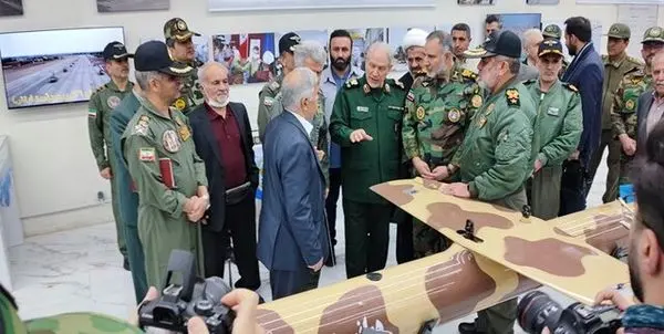 نمایش موشک کروز«حیدر» و «شفق» در نمایشگاه دستاوردهای هوانیروز ارتش