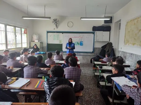 فراگیری روزانه حدود 230 شهروند از آموزه های مدیریت پسماند در منطقه 19