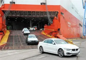  واردات خودرو 73 درصد کاهش یافت 