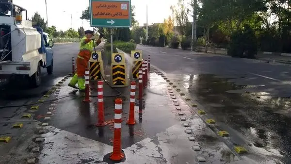 شهروندان نقص و کاستی در حوزه نظافت شهر را گزارش دهند