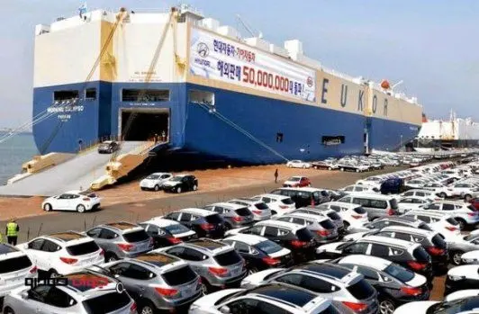 خودروهای وارداتی به پشت مرز رسیدند