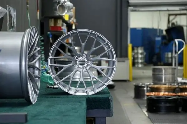 رشد ۵۰ درصدی تامین رینگ آلومینیومی در ایران خودرو

