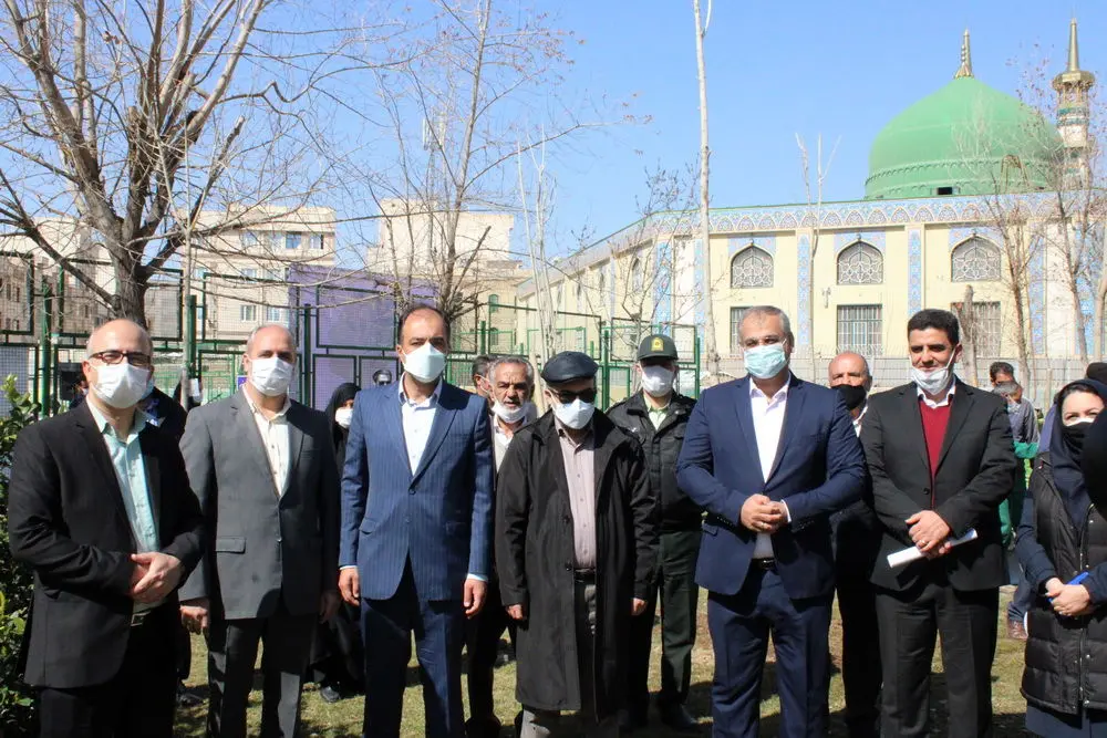 متفاوت ترین آئین درختکاری در منطقه21 برگزار شد

