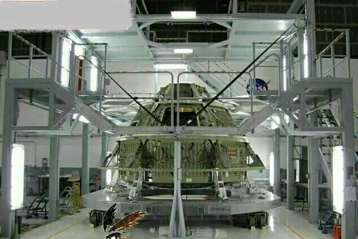 فضاپیمایی که قرار است انسان را به مریخ ببرد+عکس