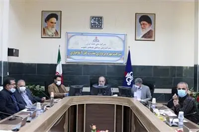 بررسی چالشها، تنگناها و توانمندیهای شرکتهای بهرهبرداری مناطق نفتخیز جنوب در حوزهHSE