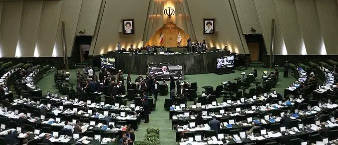 مخالفت نمایندگان با بررسی طرح اصلاح قانون بانکی در کمیسیون اقتصادی