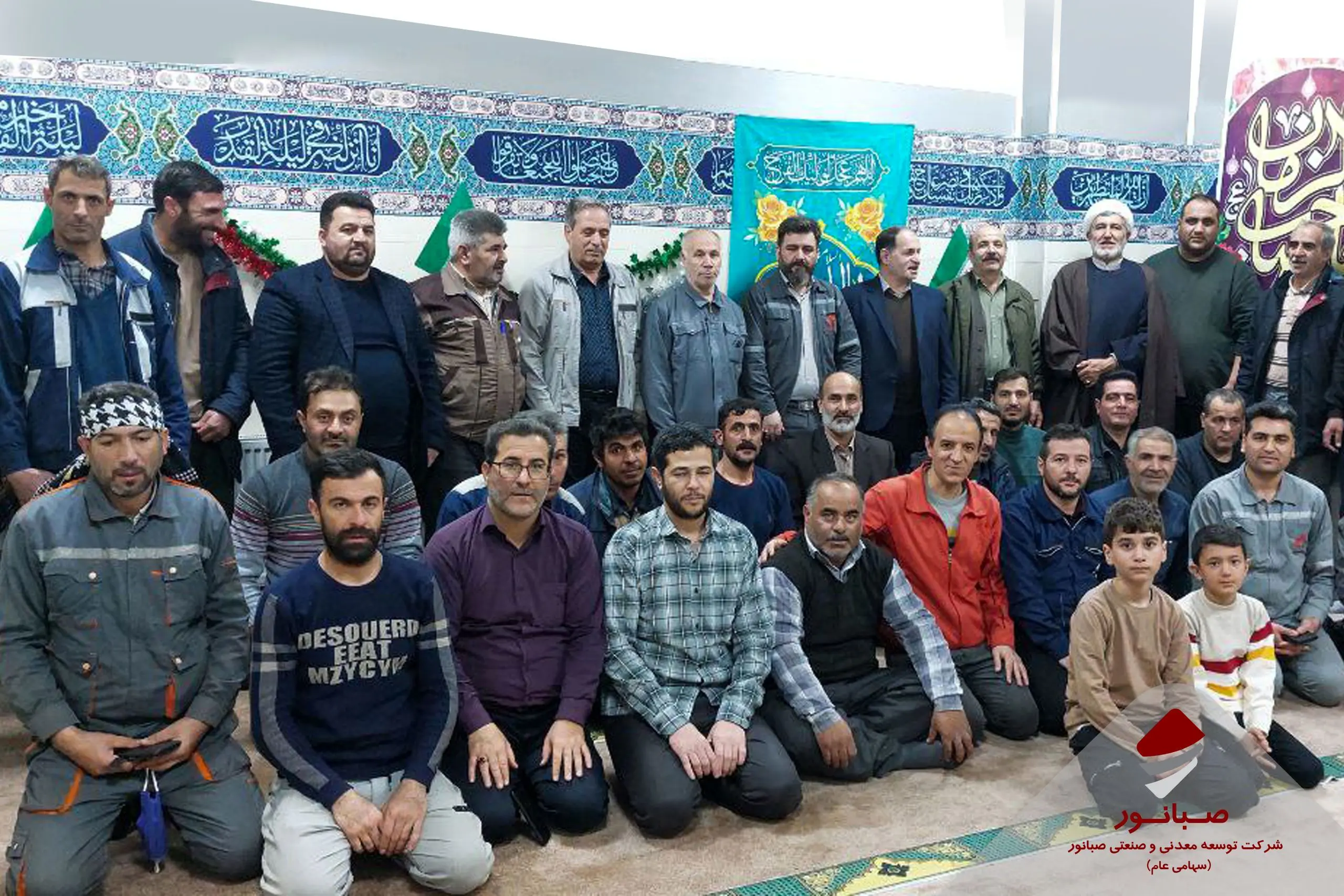 گرامیداشت ایام‌الله دهه فجر با برگزاری مراسم جشن در مجتمع شهرک صبانور