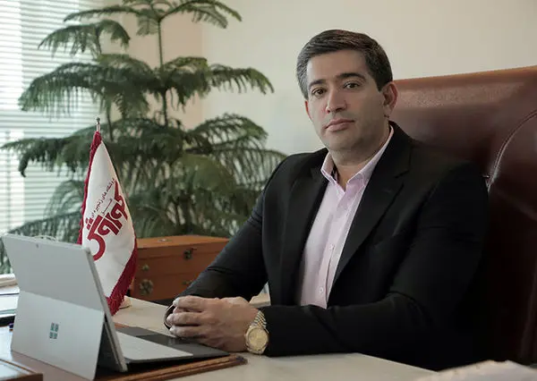 انتخاب مدیرعامل فروشگاه های زنجیره ای افق کوروش به عنوان رئیس هیأت مدیره