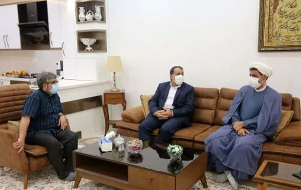 جانبازان ارزنده ترین یادگاران دوران دفاع مقدس هستند