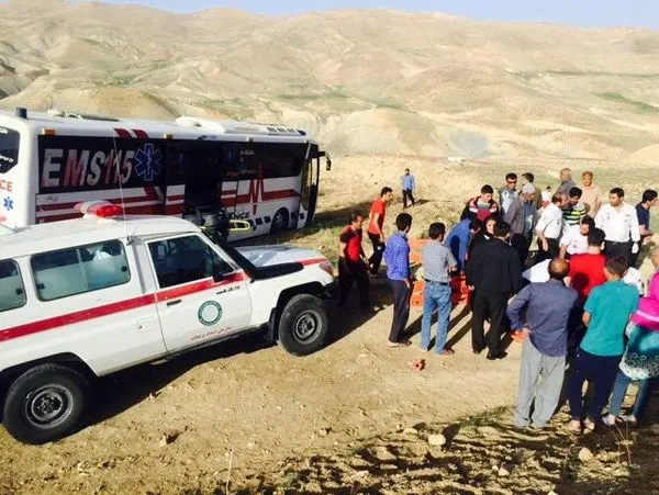 واژگونی اتوبوس در محور کرج-قزوین