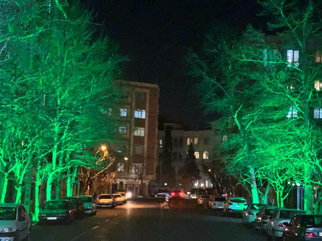 منظر شبانه خیابان دریان نو روشن شد

